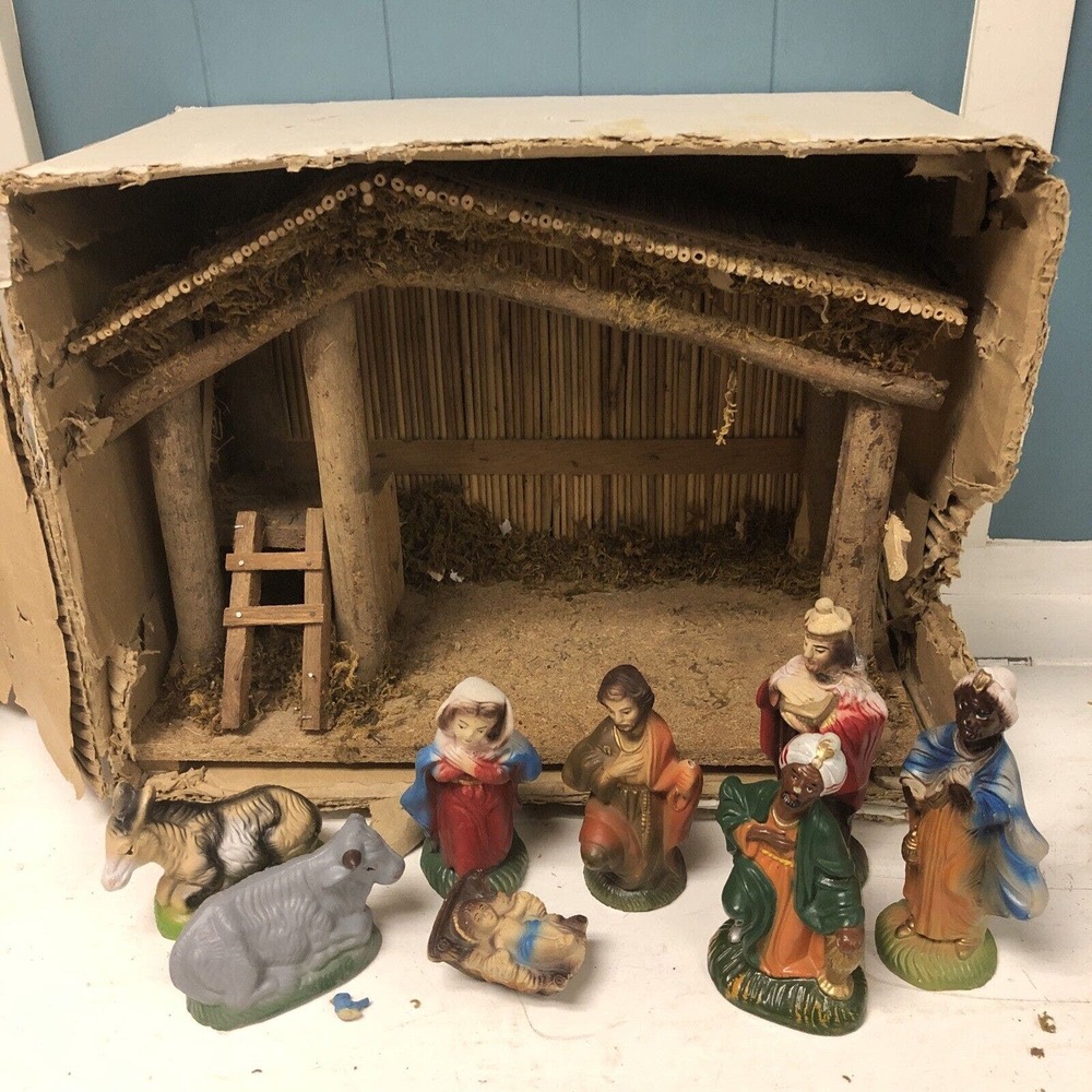 Vintage Kmart 8 Pc. Hand Painted Nativity Set with Stable 10”‎ x 14” Taiwan